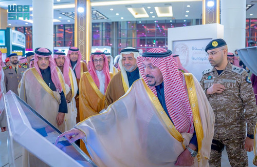 G uzmhubQAIf 7N?format=jpg.jpg