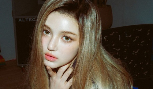 tumblr ec5a175e56db923cd06c5797d773300a 27959327 1280 (1) (1).jpg