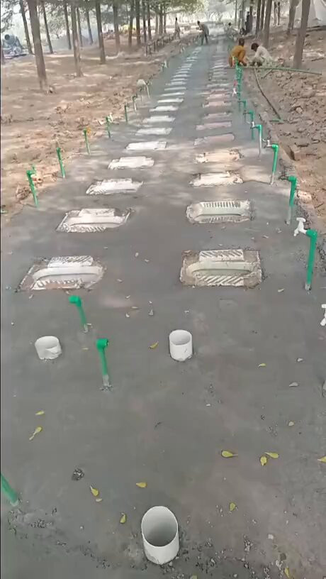 tmkhm1ouusAje8wb.jpg