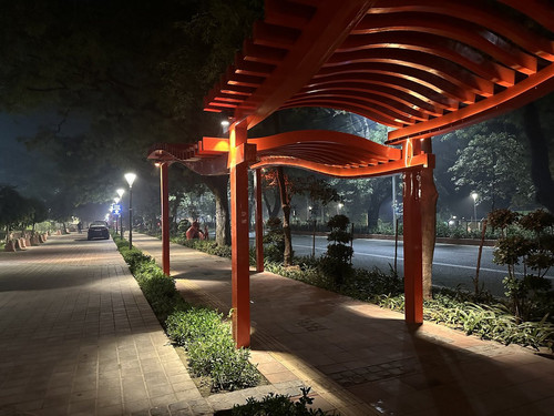 G 2 geDWQAARcb5?format=jpg.jpg