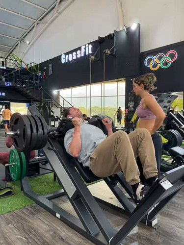 RdFvf Uu3aXeM2Lm.jpg