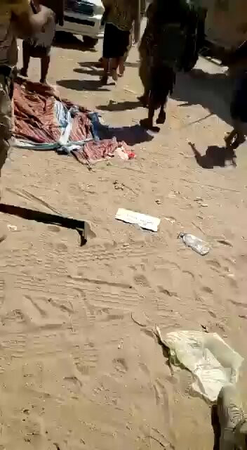 zBYwW2b2HdPO akl.jpg