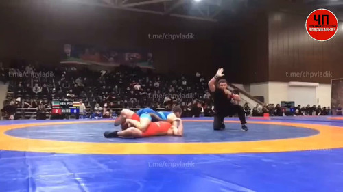 D SUCHdwS6maANZo.jpg