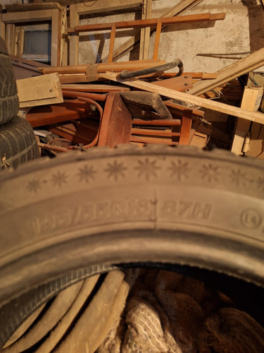 81b039ce d002 4847 bd3d fd57715d51ec (1).jpg