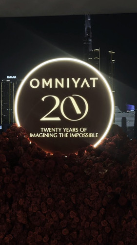 WBWj 5Dqrf5fIZ a.jpg