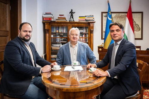 616053878 1414164760080638 6794883769303496482 n.jpg?stp=dst jpg p180x540 tt6& nc cat=108&ccb=1 7& n.jpg