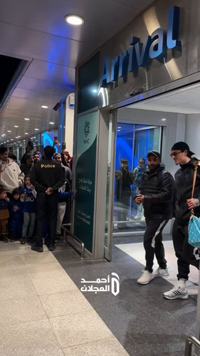 p0RRh Y 9qNHiles.jpg