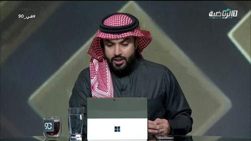 NuR ZmYez MBxaaU.jpg