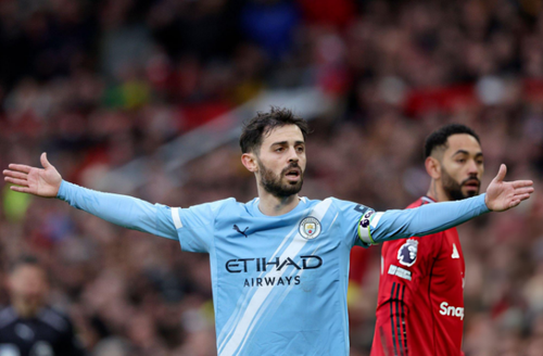 Bernardo Silva Manchester United vs Manchester City Istimewa 2 696x456.png