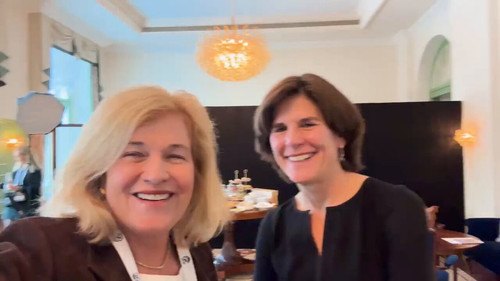 b2LwkPwk9Gg h IU.jpg