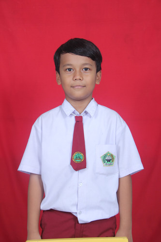 Gala Ararya Elora Pradana.jpg