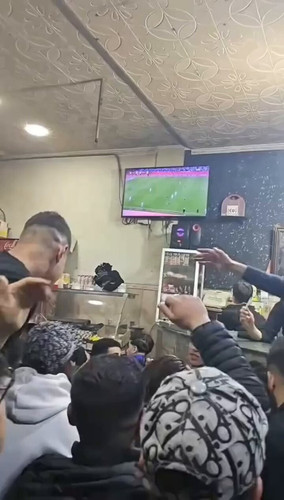 cMFTAt5KyetxIaqS.jpg