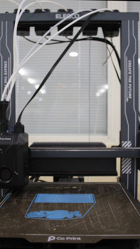 aHy1qcdFmFTr Ys9.jpg