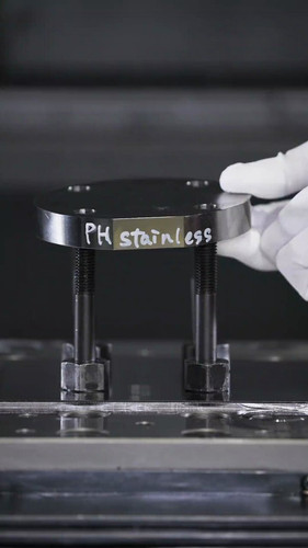 xrjWfQNj8 Fs3BjK.jpg