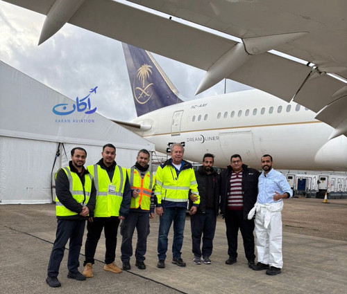 G6WnTfpXoAArKq7.jpg