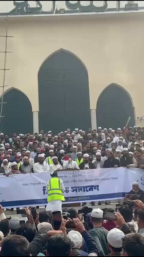 xSosI r1cBni1VRf.jpg