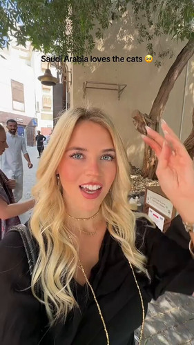 pTU ODNIMCXZ h0w.jpg