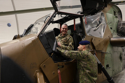 G s3 2vaQAAqTrL.jpg