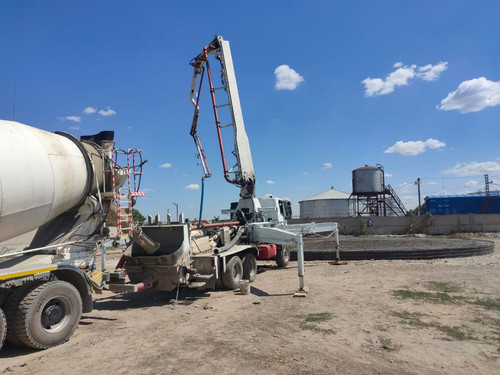 photo 5341621899890462253 y.jpg