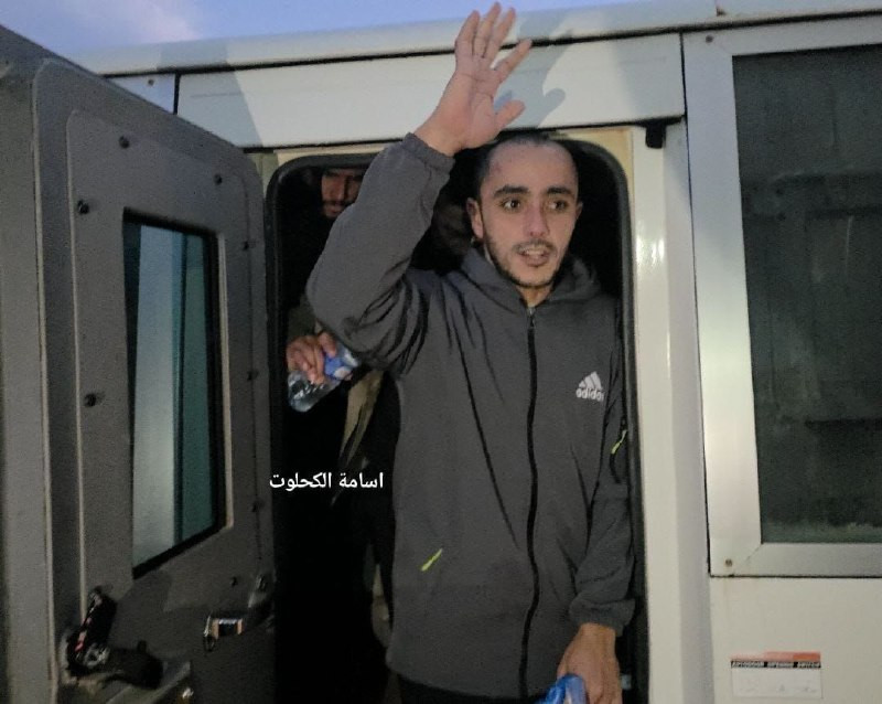 الاحتلال يفرج عن سبعة أسرى إلى مستشفى شهداء الأقصى وسط قطاع غزة...