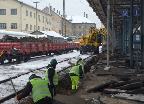 615812756 1204040711846868 1015397280219902774 n.jpg?stp=dst jpg s720x720 tt6& nc cat=100&ccb=1 7& n.jpg