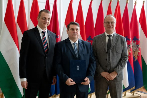 617532197 1771979563863730 9057094591337319140 n.jpg?stp=dst jpg s590x590 tt6& nc cat=103&ccb=1 7& n.jpg