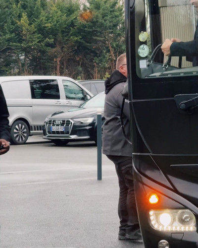 8Wb ARXOGy0G5Uy7.jpg