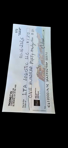 photo 6293961963553361499 w Photoroom.png