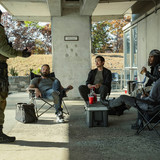 THE RIP. (L to R) Kyle Chandler as DEA Agent Mateo 'Matty' Nix, Ben Affleck as Detective Sergeant J.