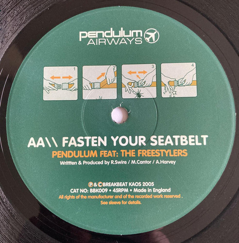 Pendulum (3) – Tarantula Fasten Your Seatbelt 5.jpg