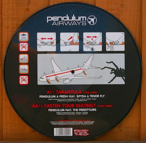 Pendulum (3) – Tarantula Fasten Your Seatbelt 6.jpg