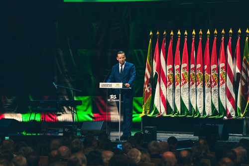 G 4pTYUXEAA04dk?format=jpg.jpg