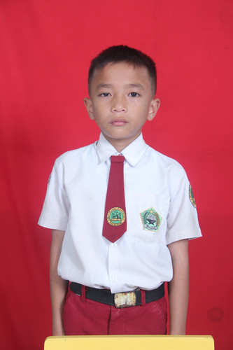 Najwan Jonik Muntazhar.jpg