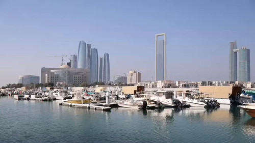 R2NLGfLu YGRlbZf.jpg