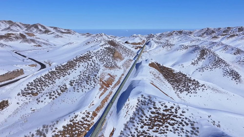 SsVd1S05iMA9 YMw.jpg