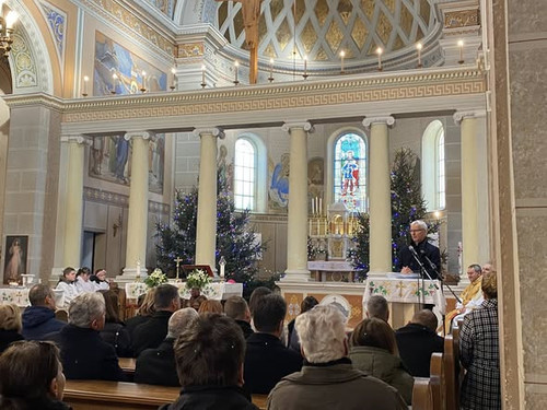 617783190 1488704056590981 5825358007872297019 n.jpg?stp=cp6 dst jpg s590x590 tt6& nc cat=100&ccb=1 .jpg