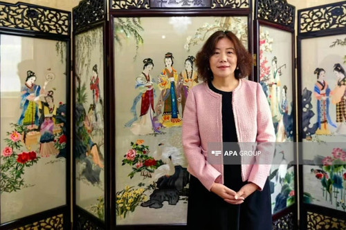 G x1IozaoAAN1Oz?format=jpg.jpg