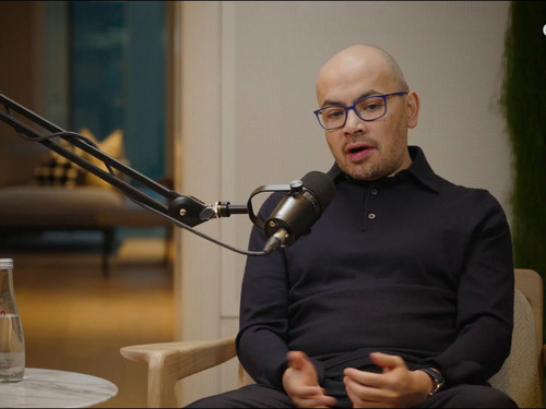 cQjLy0d68V R1Yw .jpg