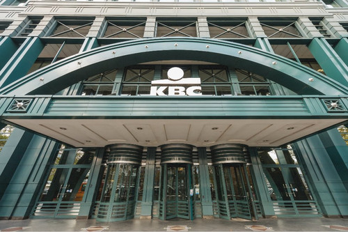 G zGgULa4AAPWLT?format=jpg.jpg