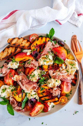Grilled Nectarine Burrata Salad 1.jpg