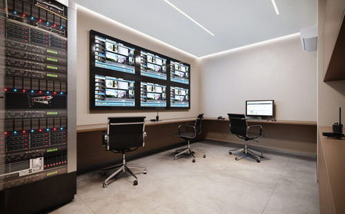 V2 The Icon Seguranca HR scaled.jpg