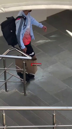 iqzgViIKhn5iNV p.jpg