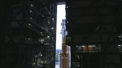 fGT9E XQHgjGFDR7.jpg