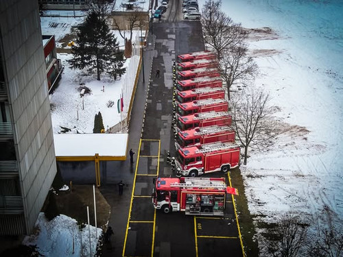 615407779 1220908473545689 5622642489816494815 n.jpg?stp=dst jpg s590x590 tt6& nc cat=107&ccb=1 7& n.jpg