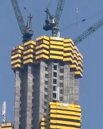 Jeddah Tower Hits Floor 84 0 4 screenshot.jpg