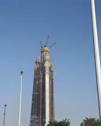 Jeddah Tower Hits Floor 84 0 13 screenshot.jpg