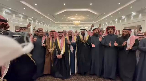 vS785EKVKIe7y6 0.jpg