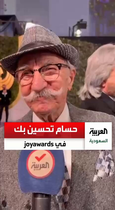 r1cFQez7OdJADfov.jpg