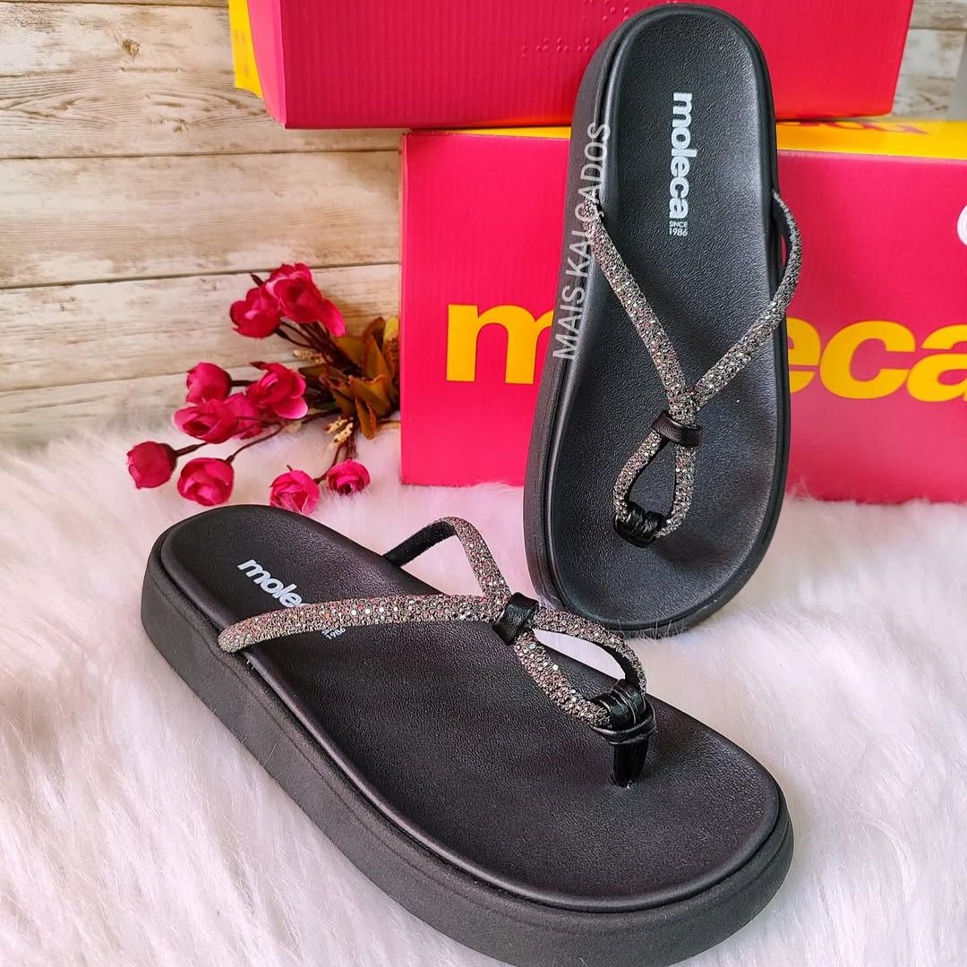 Sandália Feminina Papete Brilho Flat Conforto Moleca