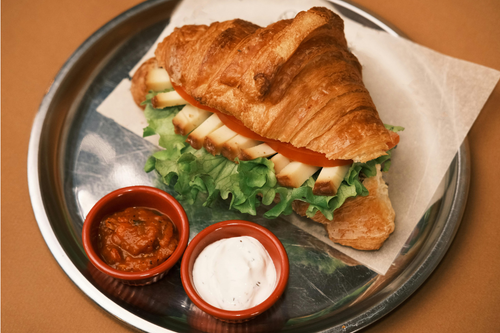 Croissant Sandwich.png